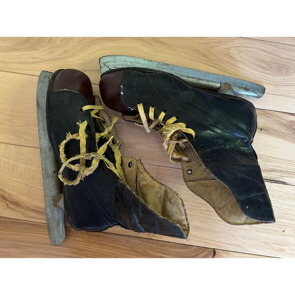 Men's VtG Antique Black-Mahogany  Ice Skates size 6 - Picture 1 of 6